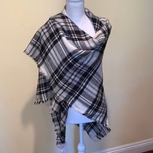 ModCloth Plaid Black and White Large Blanket Pashmina Scarf
